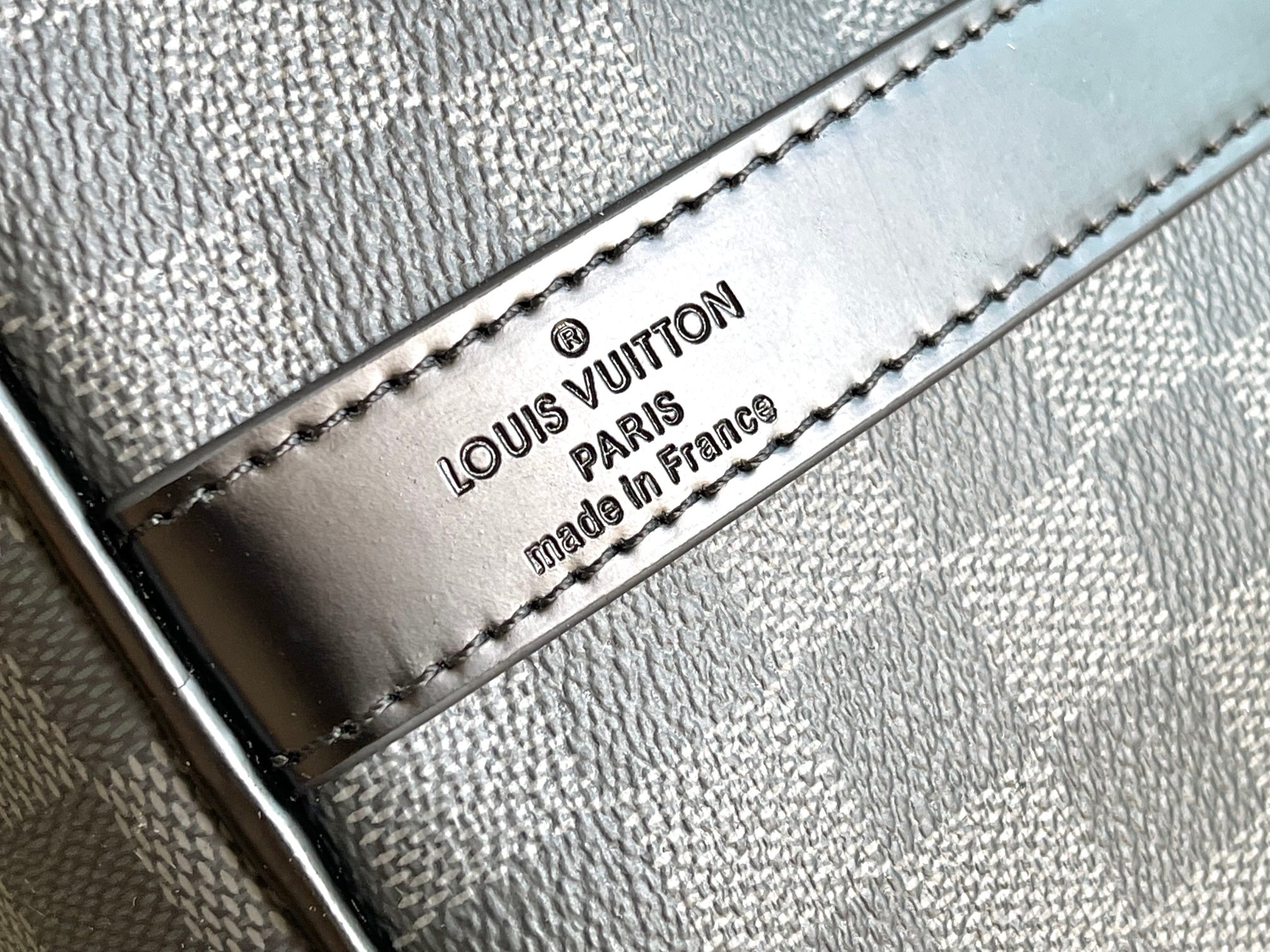 Louis Vuitton Keepall 45 Travel Bag in Monogram Eclipse Canvas - Image 6