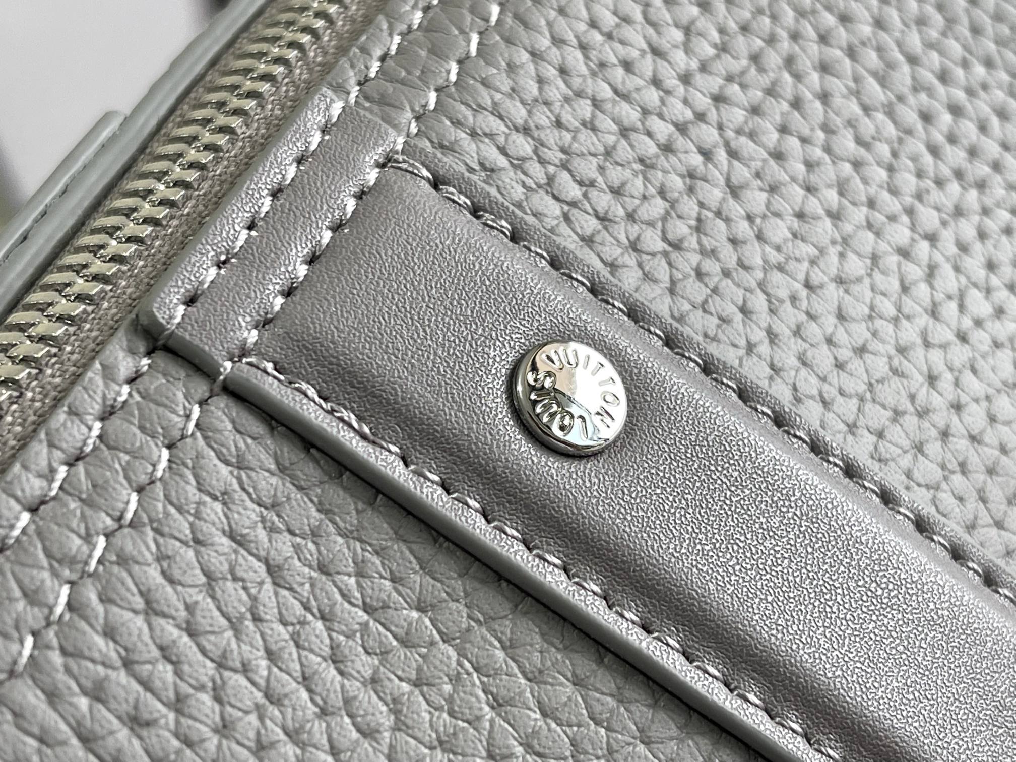Louis Vuitton City Keepall Bag - Image 6