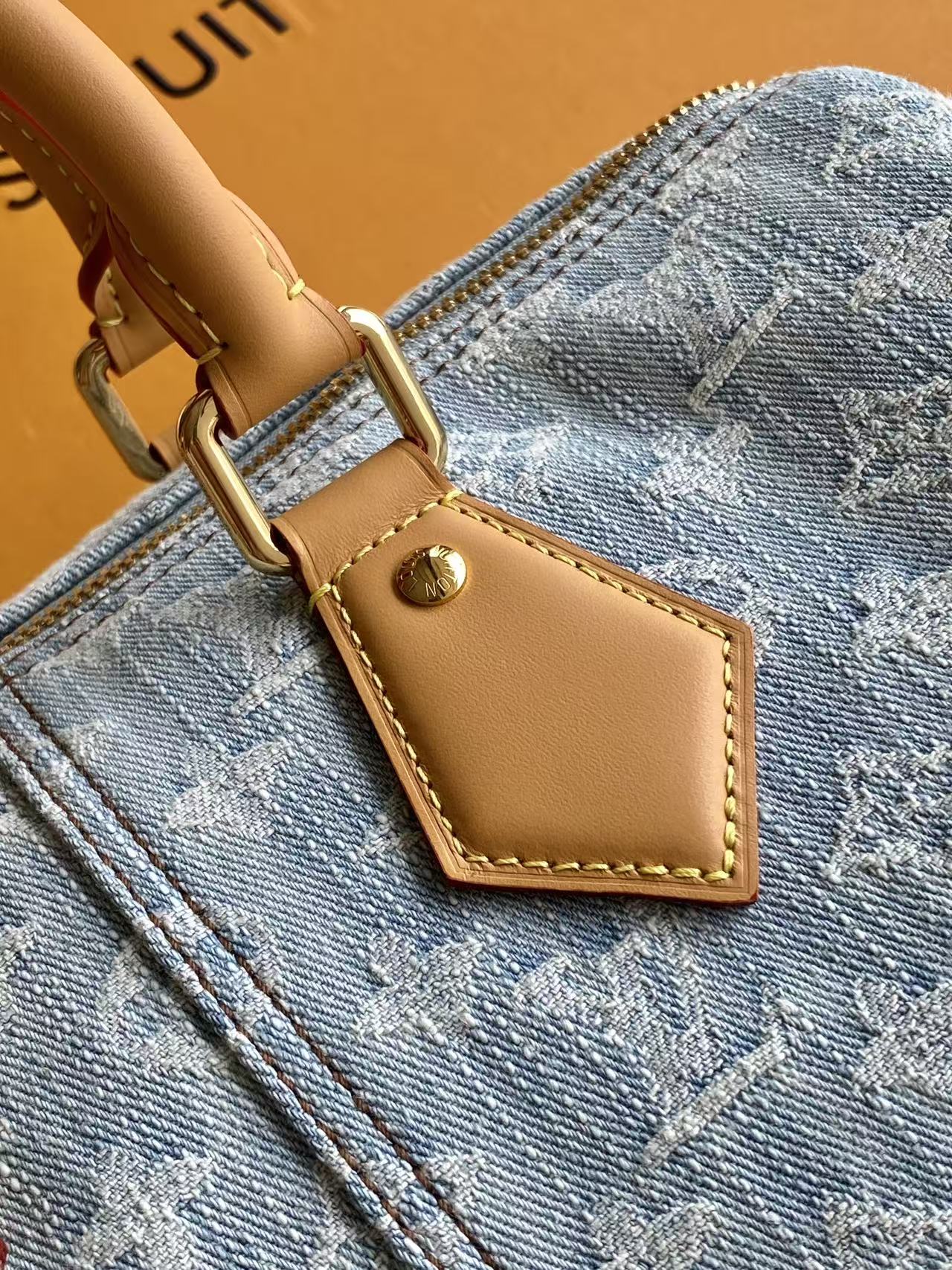 Louis Vuitton Speedy Bandoulière 30 Monogram Denim Handbag - Image 6