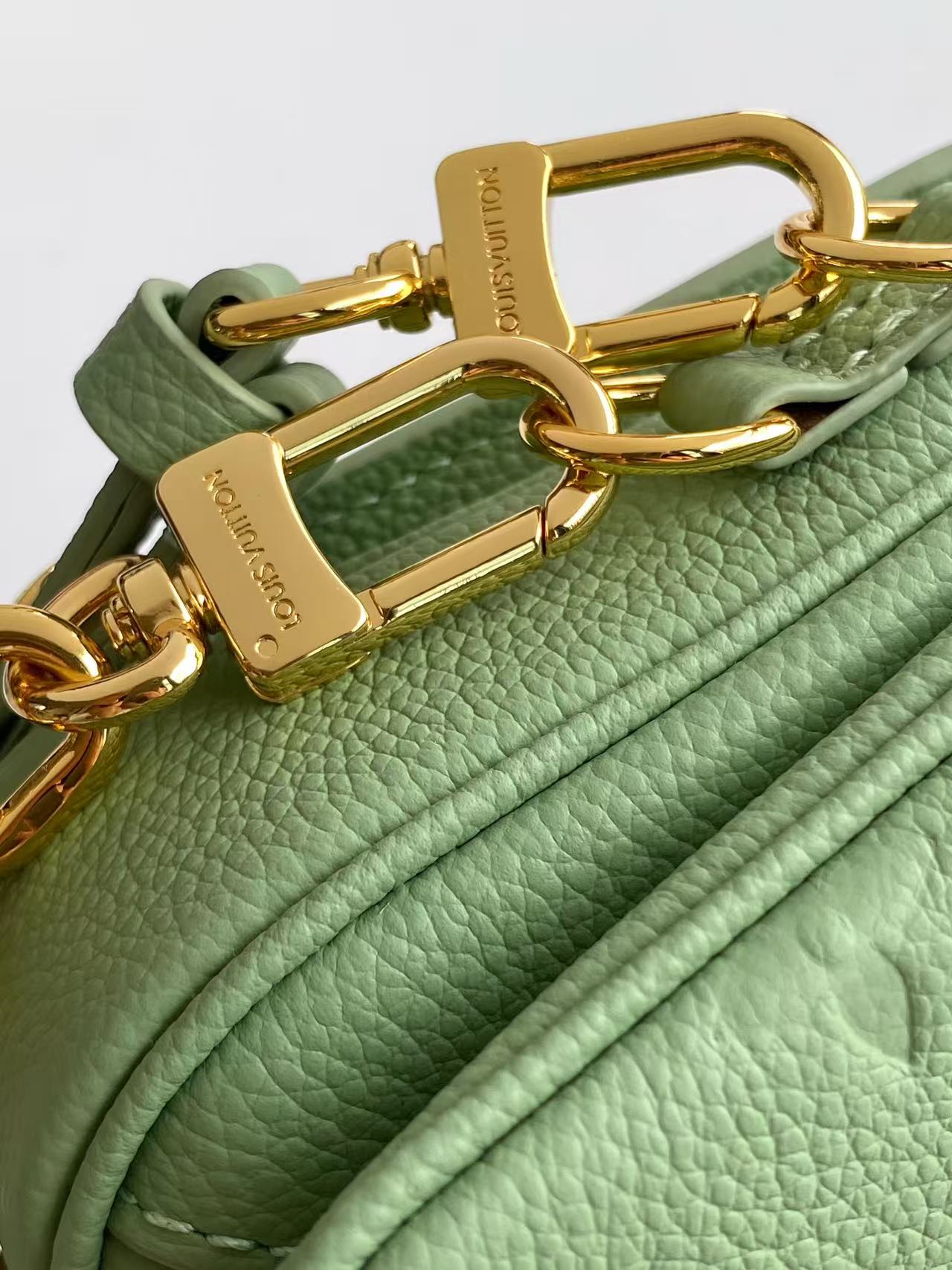 Louis Vuitton Pochette Metis East West Shoulder Bag - Image 6
