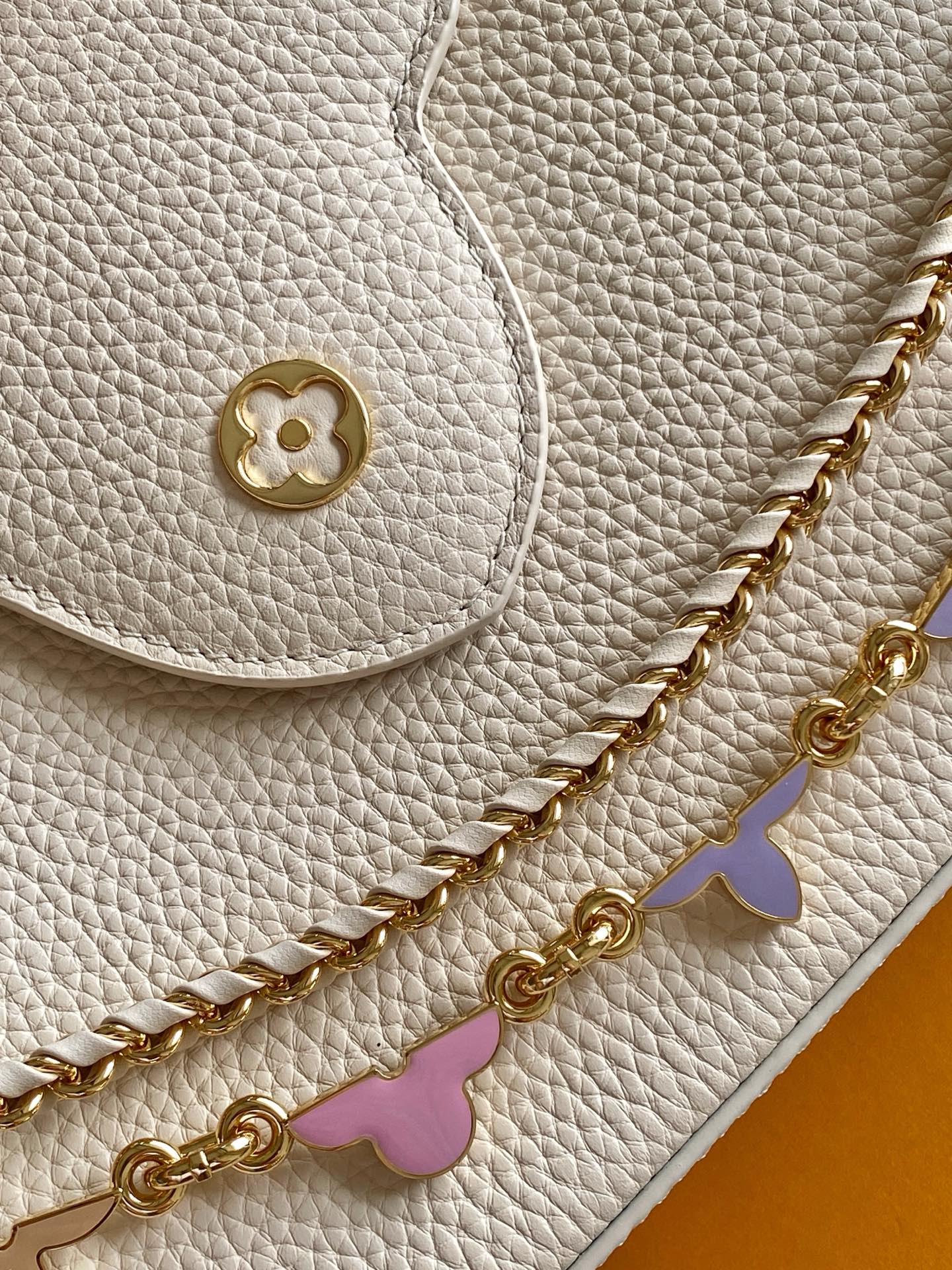 Capucines BB Flowergram Leather Handbag - Image 6