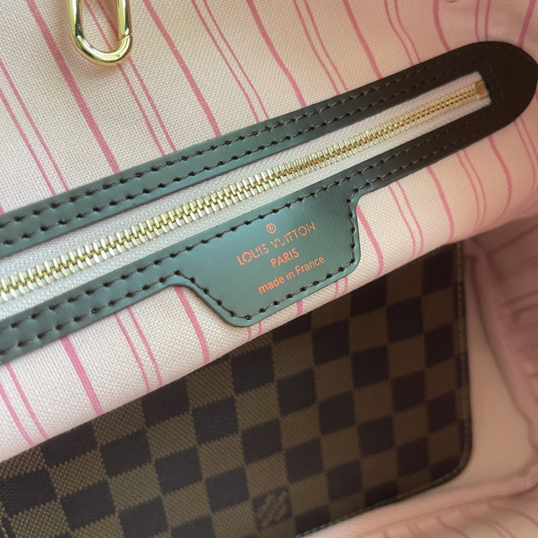 Louis Vuitton Neverfull Small Tote Bag in Damier Ebene Canvas - Image 6