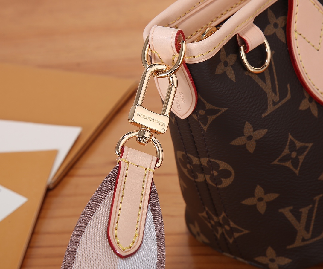 Louis Vuitton Neverfull BB Mini Tote Bag - Image 6