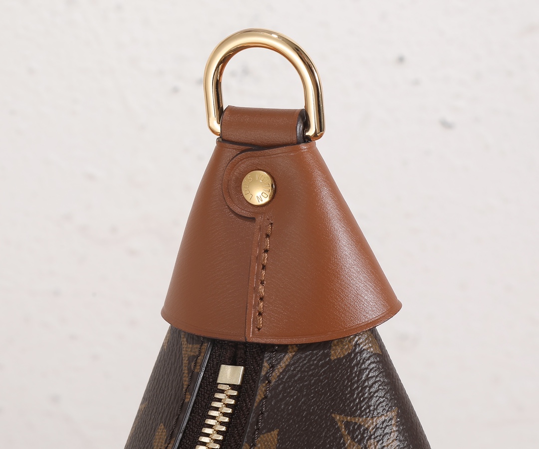 Louis Vuitton Loop Croissant Shoulder Bag - Image 6