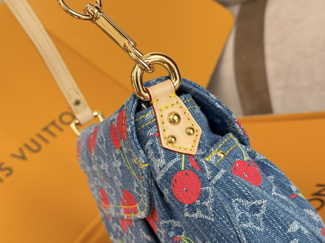 Louis Vuitton Monogram Cherry Sunset Shoulder Bag - Image 6