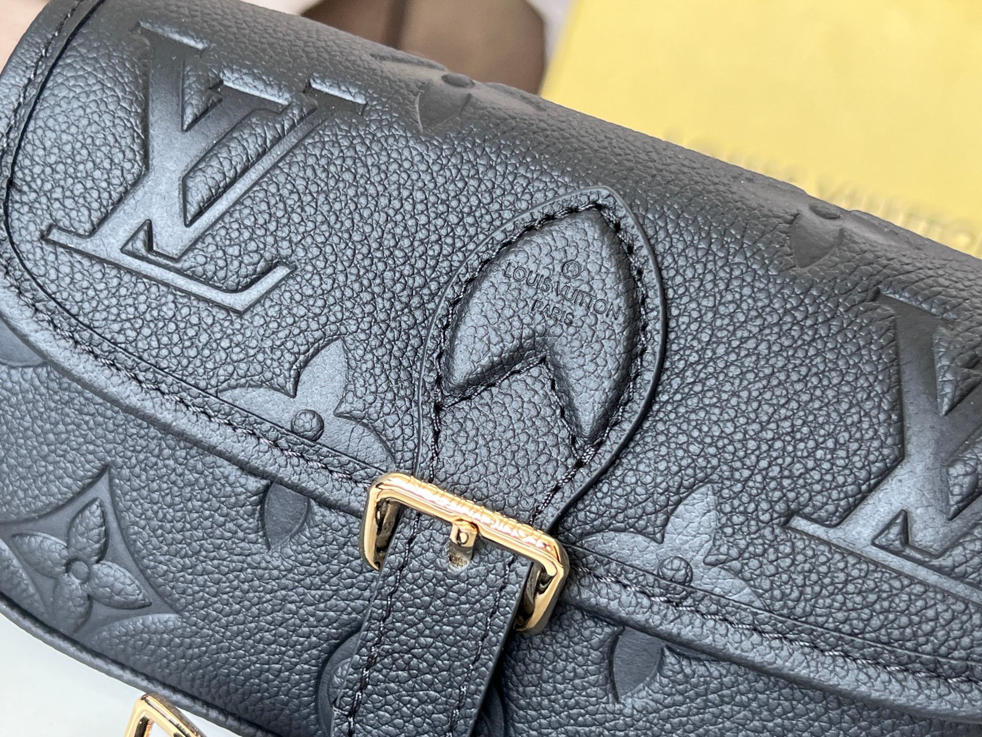 Louis Vuitton Nano Diane Handbag - Image 6