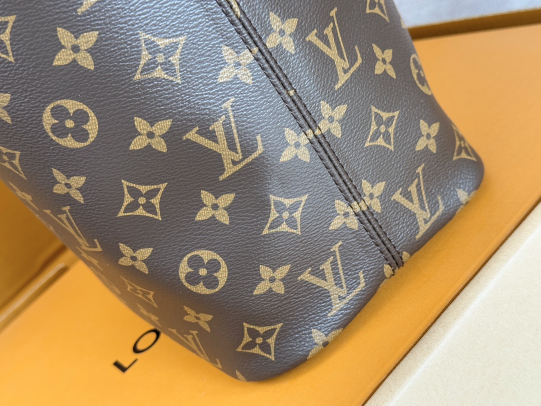 Louis Vuitton Neverfull MM Tote Bag in Damier Azur Canvas - Image 6