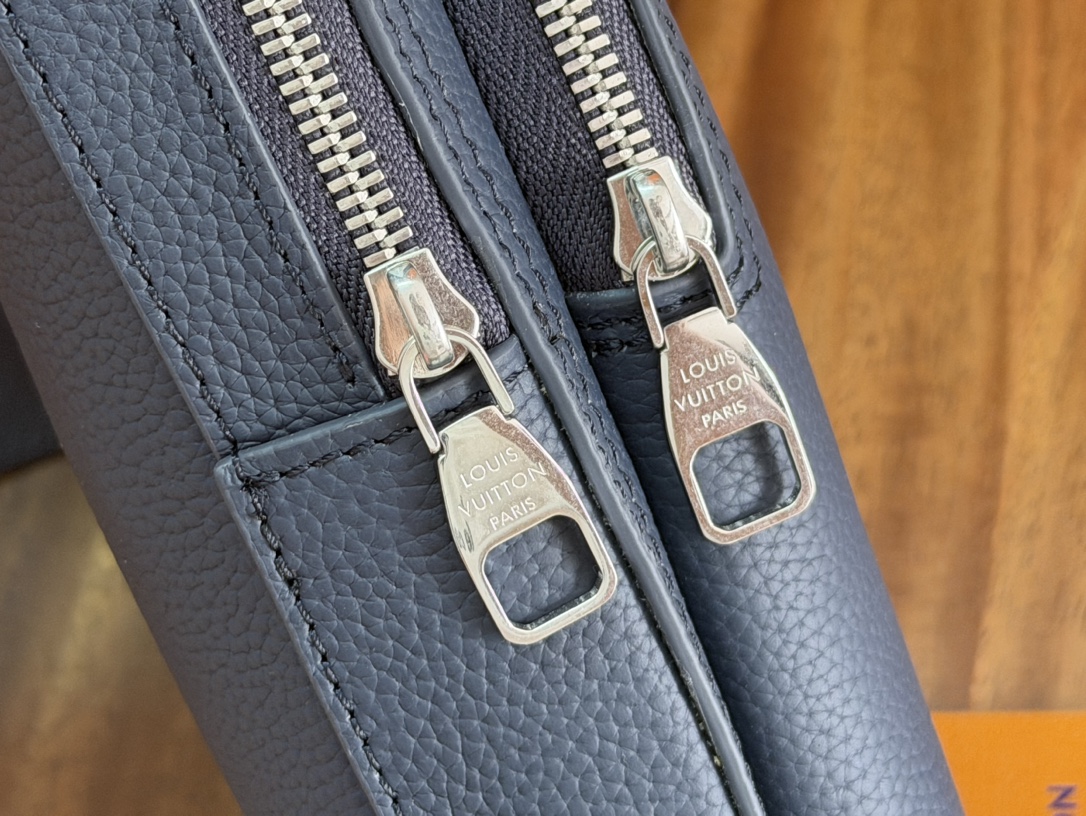 Louis Vuitton Avenue Sling Bag PM in Blue - M15256 - Image 6