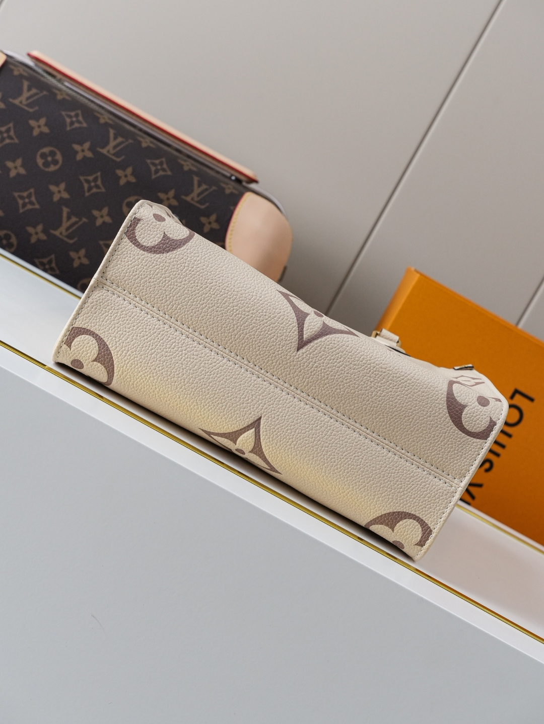 Louis Vuitton OnTheGo Small Tote Bag in Monogram Empreinte Leather - Image 6