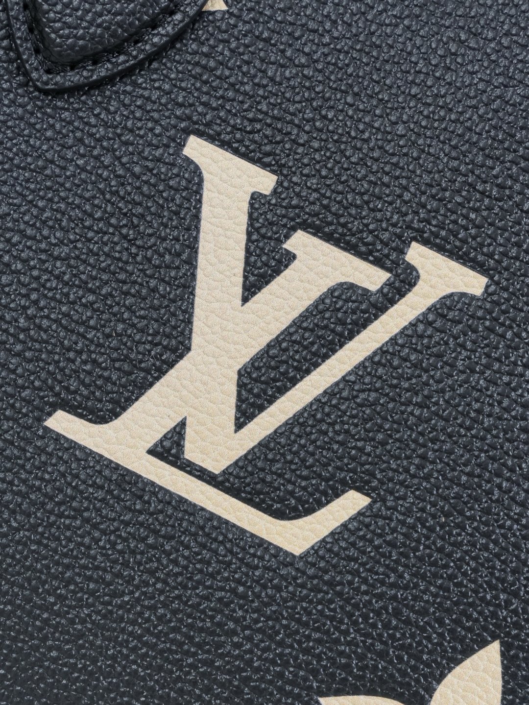 Louis Vuitton OnTheGo Small Tote Bag in Monogram Empreinte Leather - Image 6