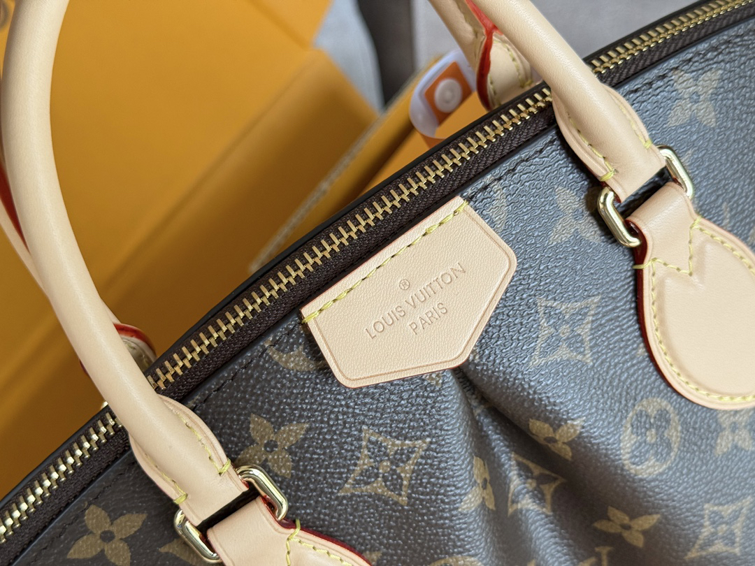 Louis Vuitton Boétie Small Zip Tote Bag M45986 - Image 6