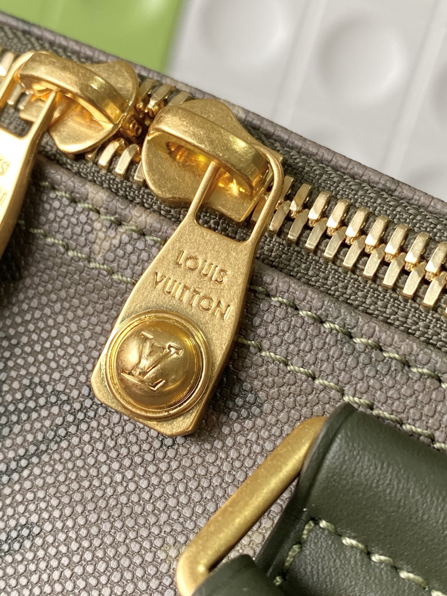 Louis Vuitton Keepall Bandoulière 35 Travel Bag - Image 6