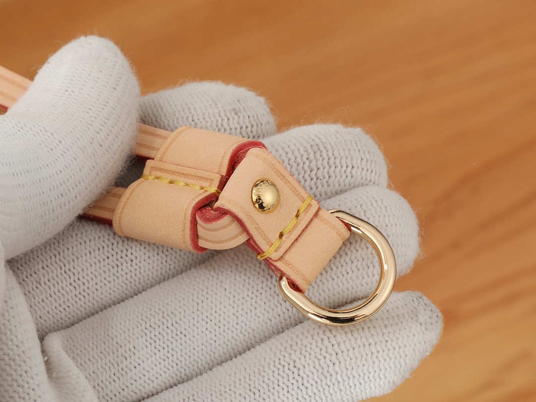 Louis Vuitton Neverfull Large Tote Bag in Damier Azur - Image 6