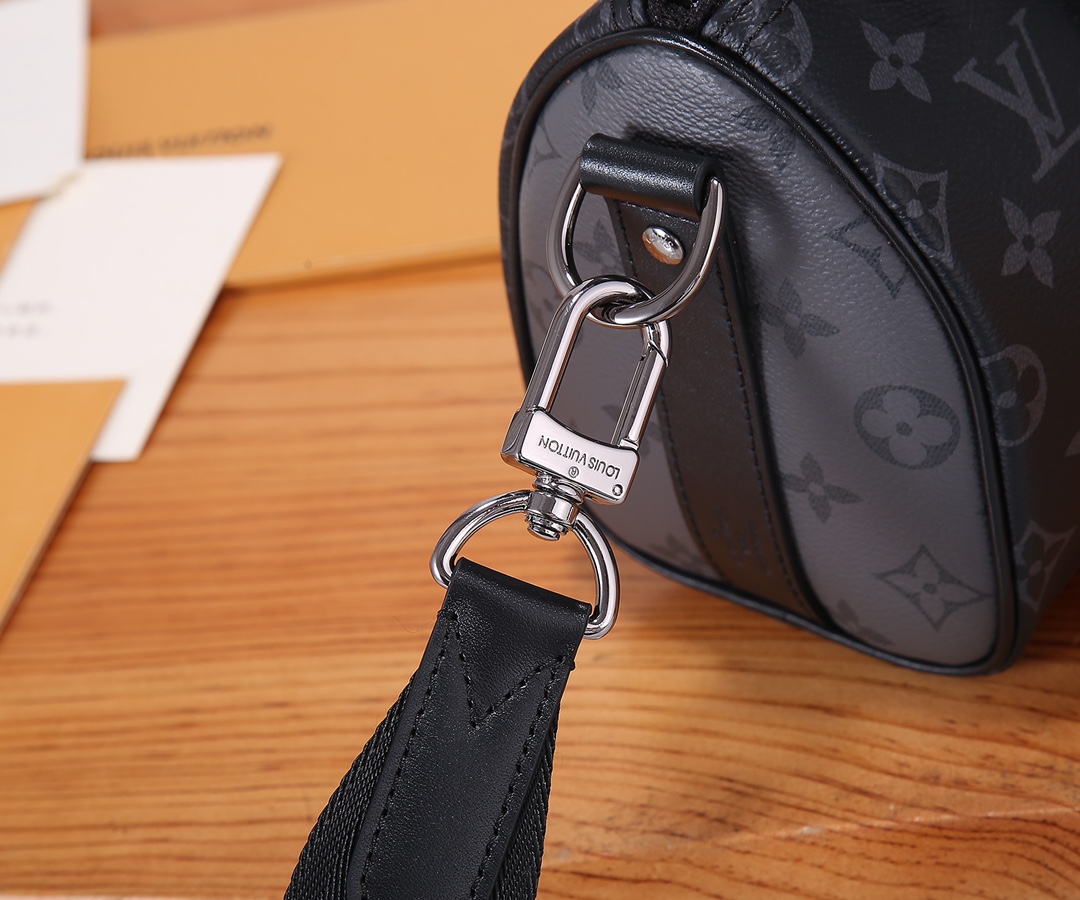 Louis Vuitton Keepall 25 Handbag in Monogram Eclipse Reverse Canvas - Image 6