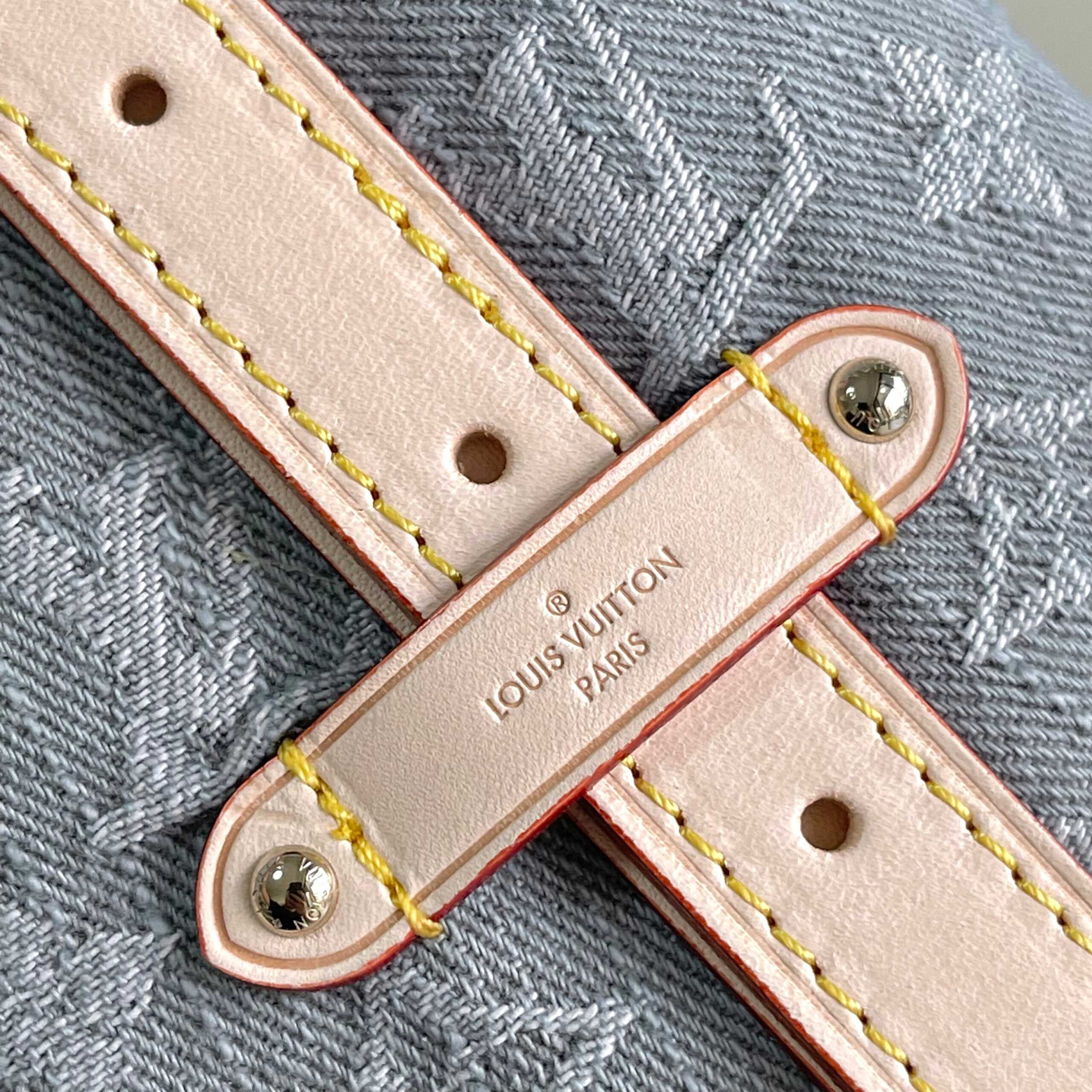 Louis Vuitton CarryAll Medium Bag in Monogram Denim - Image 6