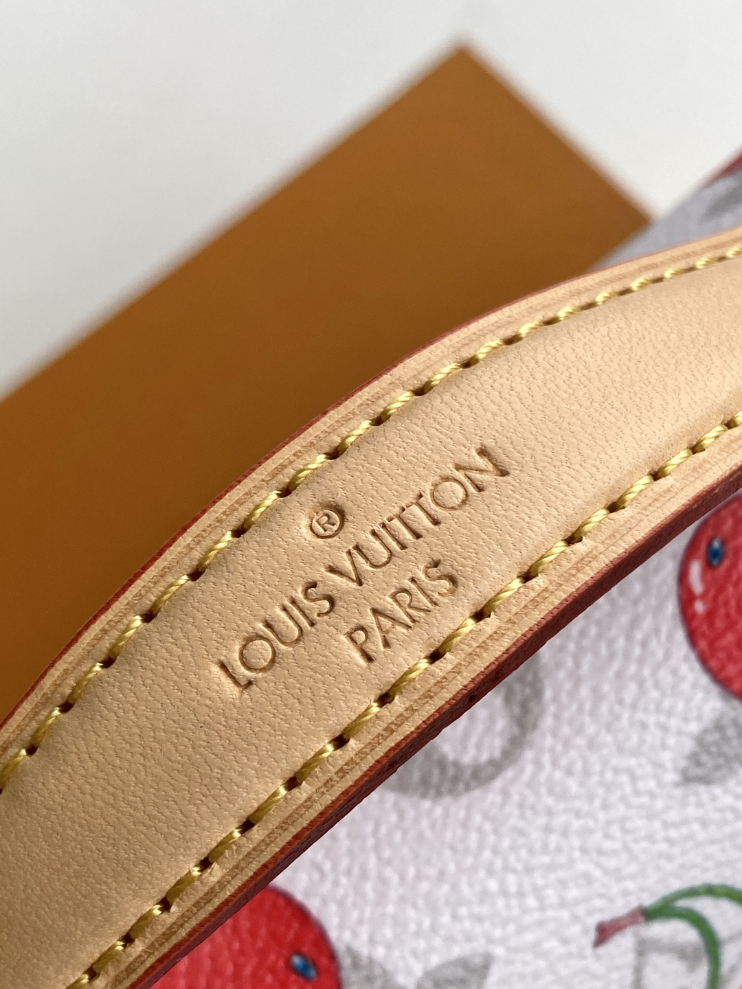 Louis Vuitton Pochette Métis East West Handbag in Monogram Cherry - Image 6