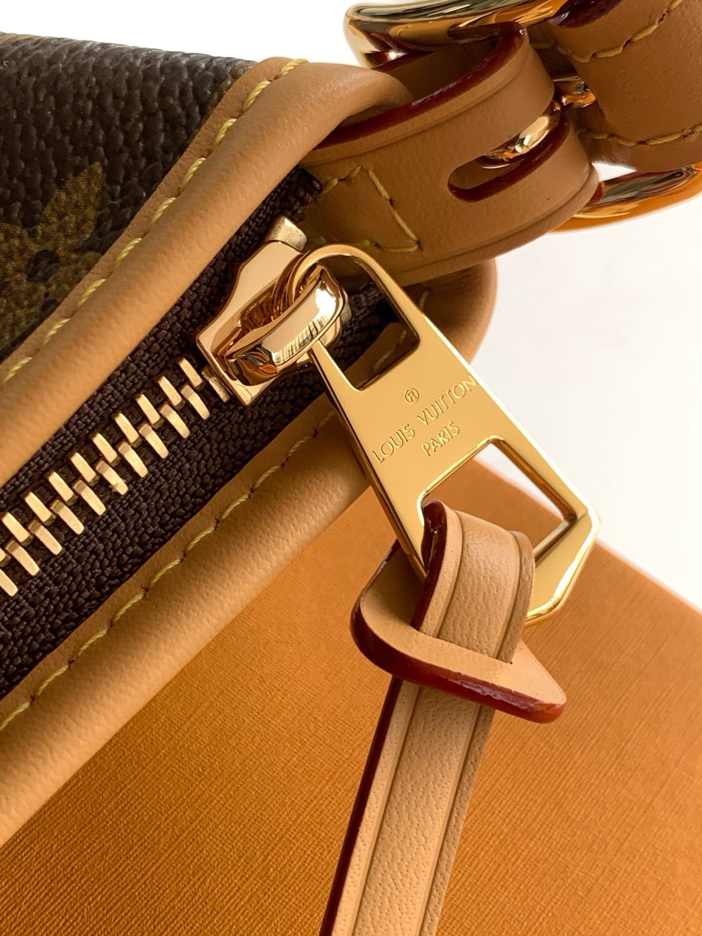 Carryall East West Monogram Handbag - Image 6