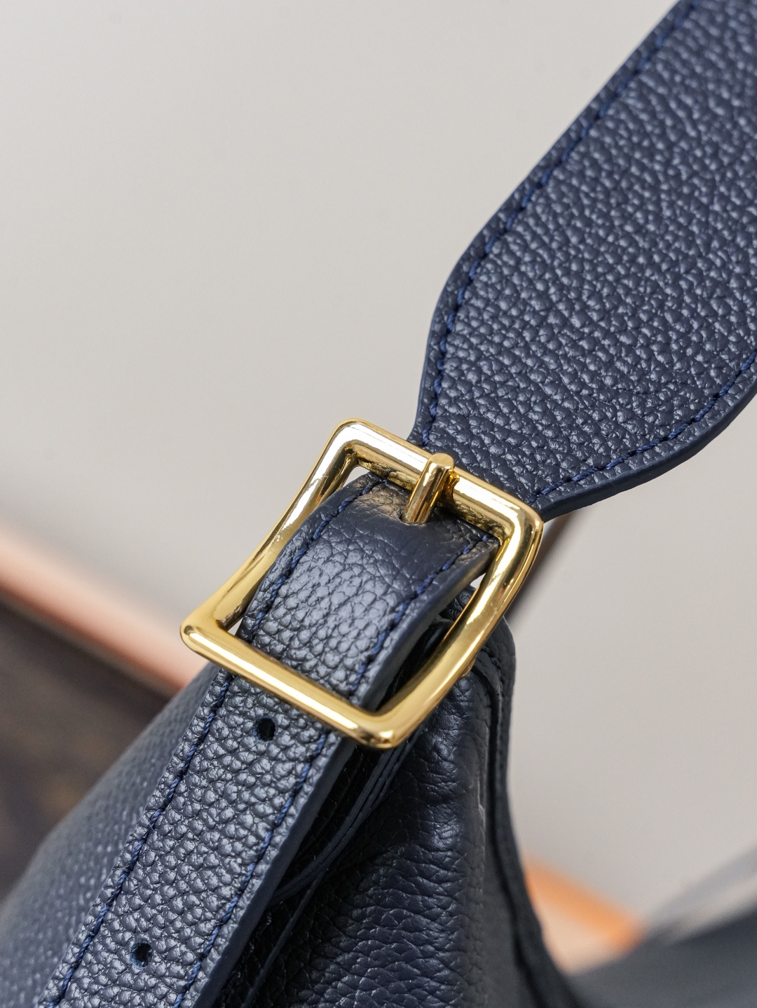 Louis Vuitton CarryAll Medium Handbag in Navy Monogram Empreinte Leather - Image 6