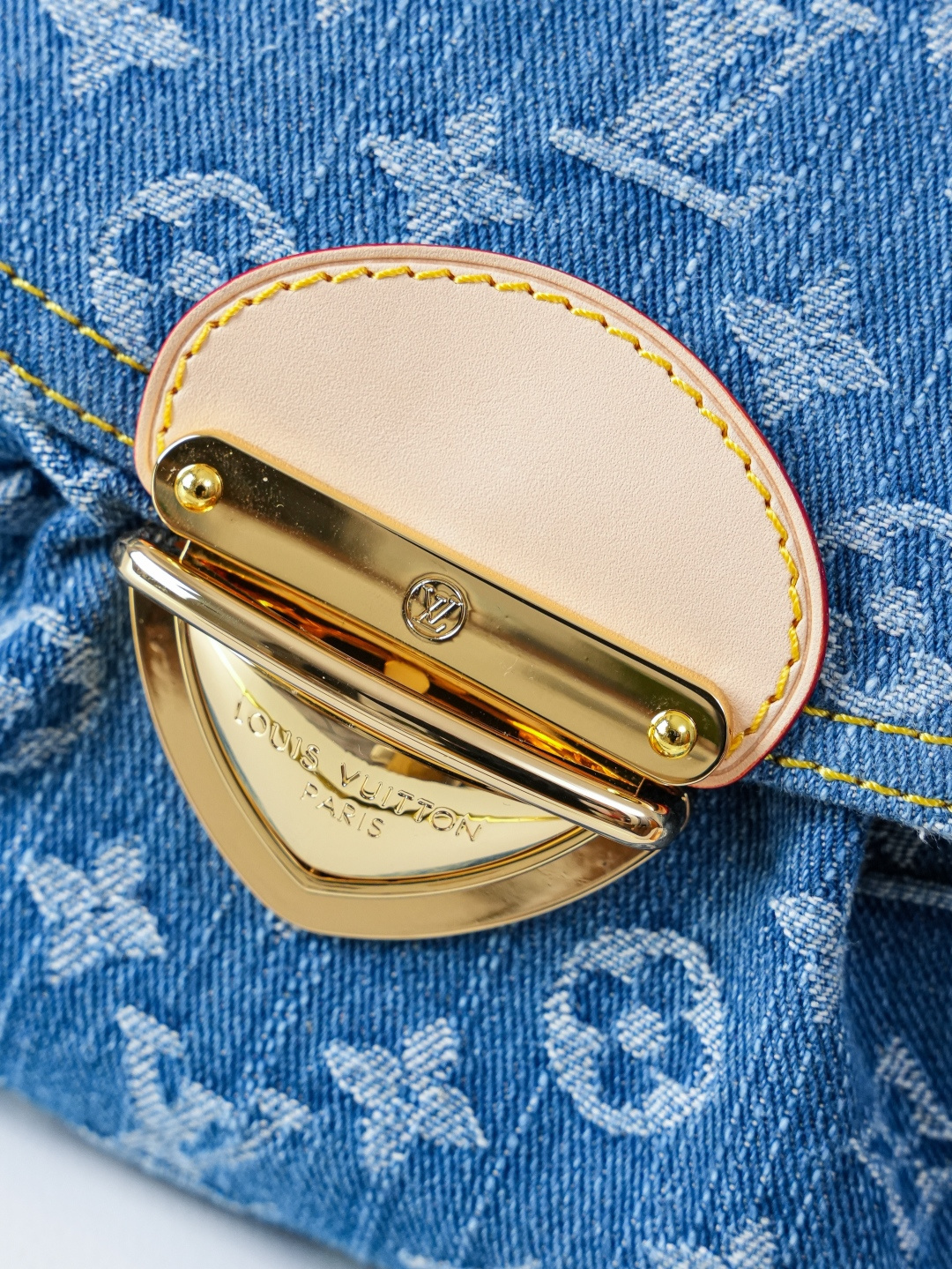 Louis Vuitton Rendez-Vous Sunset Denim Blue Shoulder Bag - Image 6