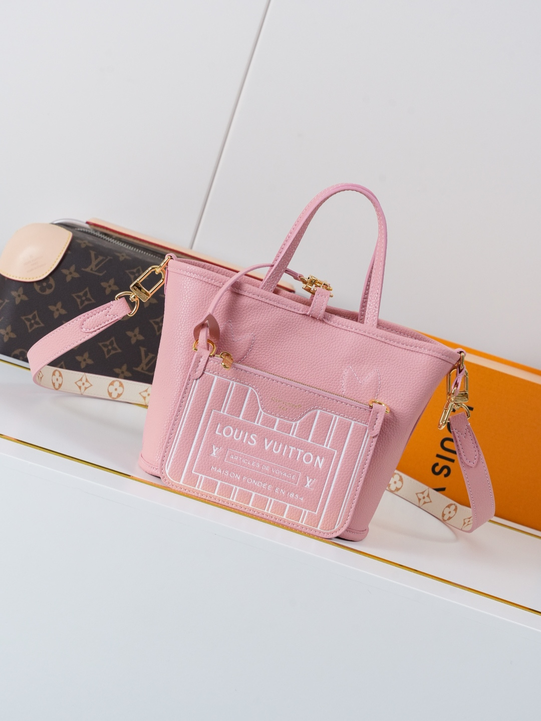 Louis Vuitton Neverfull Inside Out BB Handbag in Monogram Canvas and Leather - Image 6