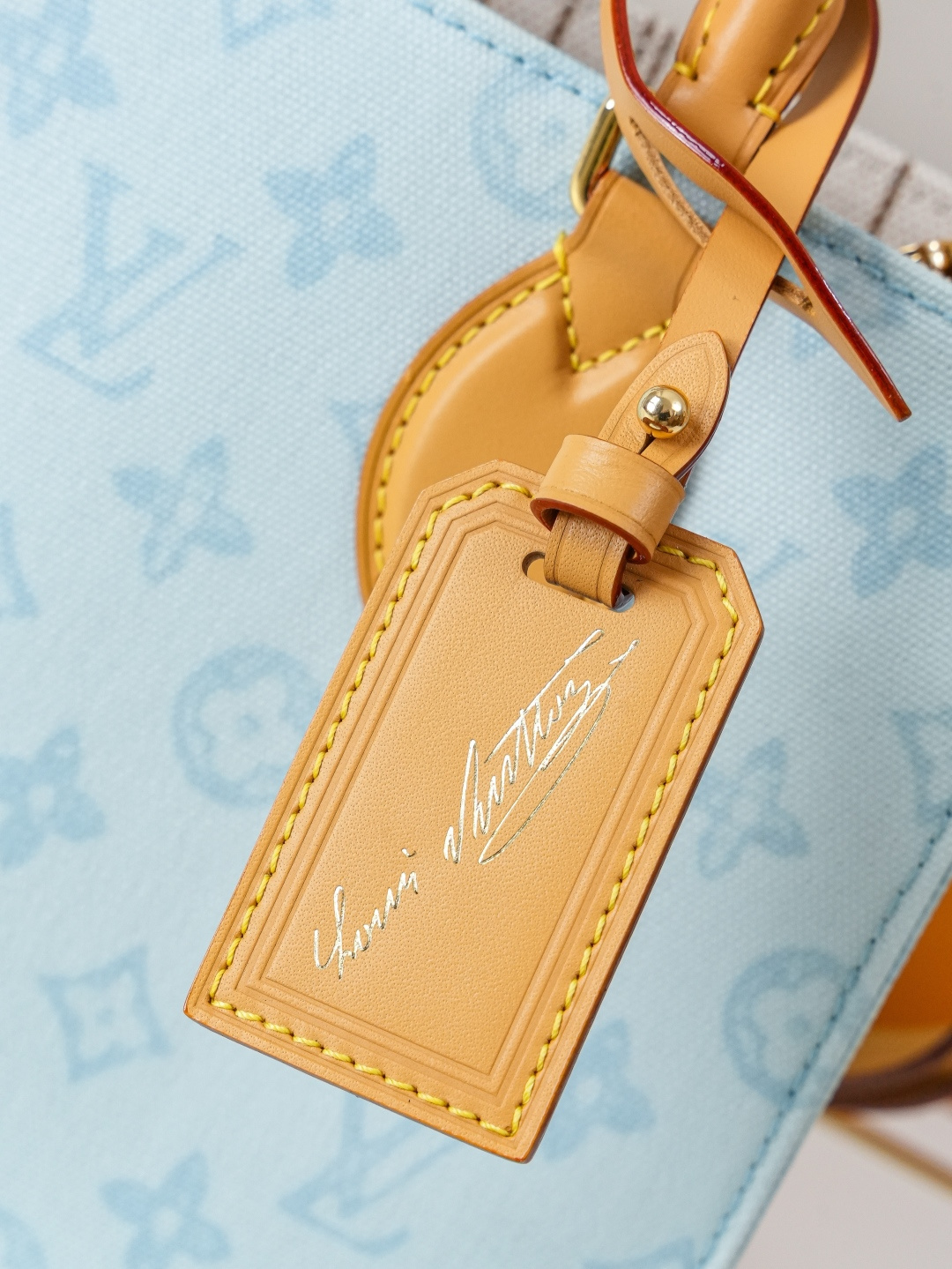 Louis Vuitton OnTheGo PM Monogram Origine Bleu Courrier Tote Bag - Image 6