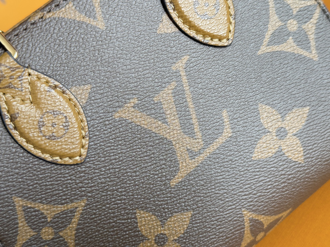 Louis Vuitton OnTheGo Tote Bag M46839 - Image 6