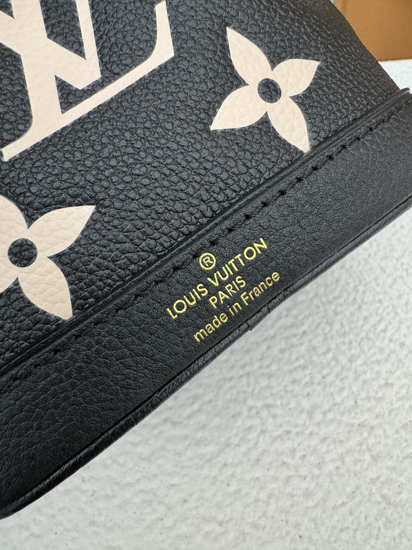 Louis Vuitton Nano Noe Bucket Bag M46291 Black Silk Print - Image 6