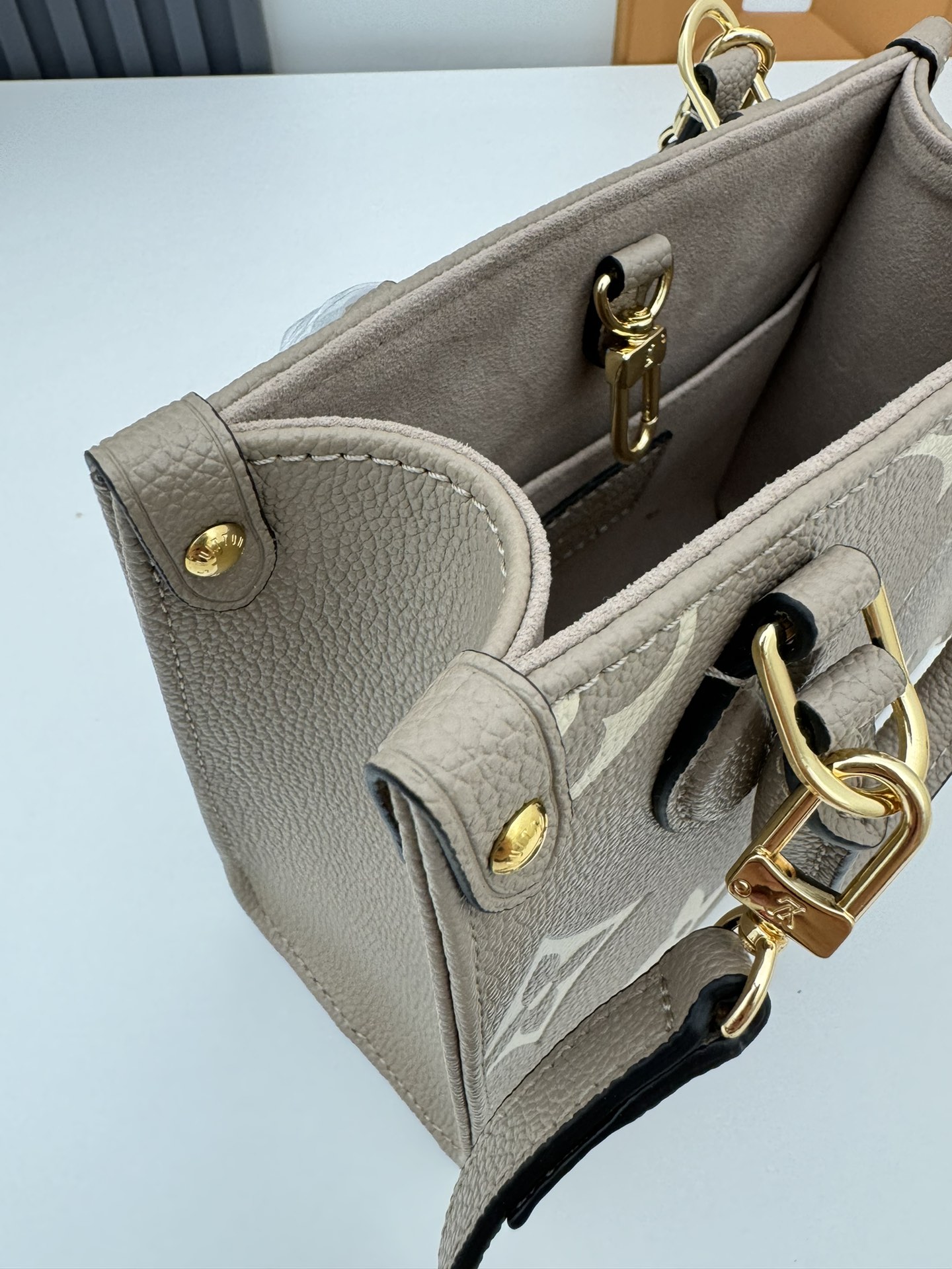 Louis Vuitton OnTheGo BB Mini Tote Bag in Monogram Empreinte Leather - Image 6