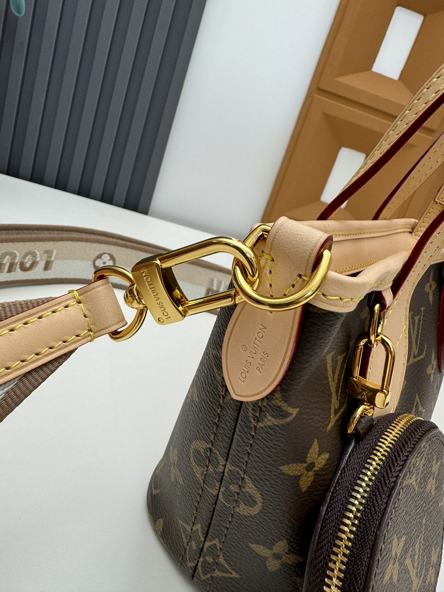 Louis Vuitton Neverfull BB Handbag M46705 - Image 6