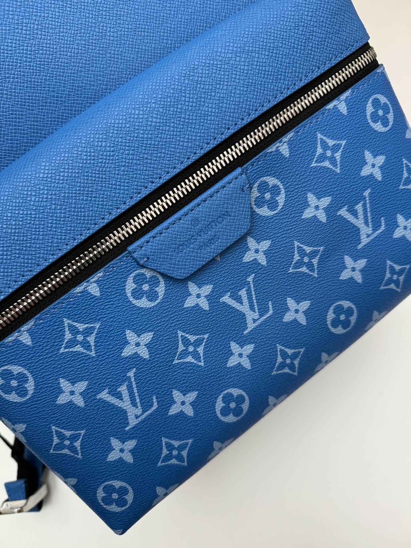 Louis Vuitton Discovery Backpack M31026 in Blue Monogram Shadow Leather - Image 6