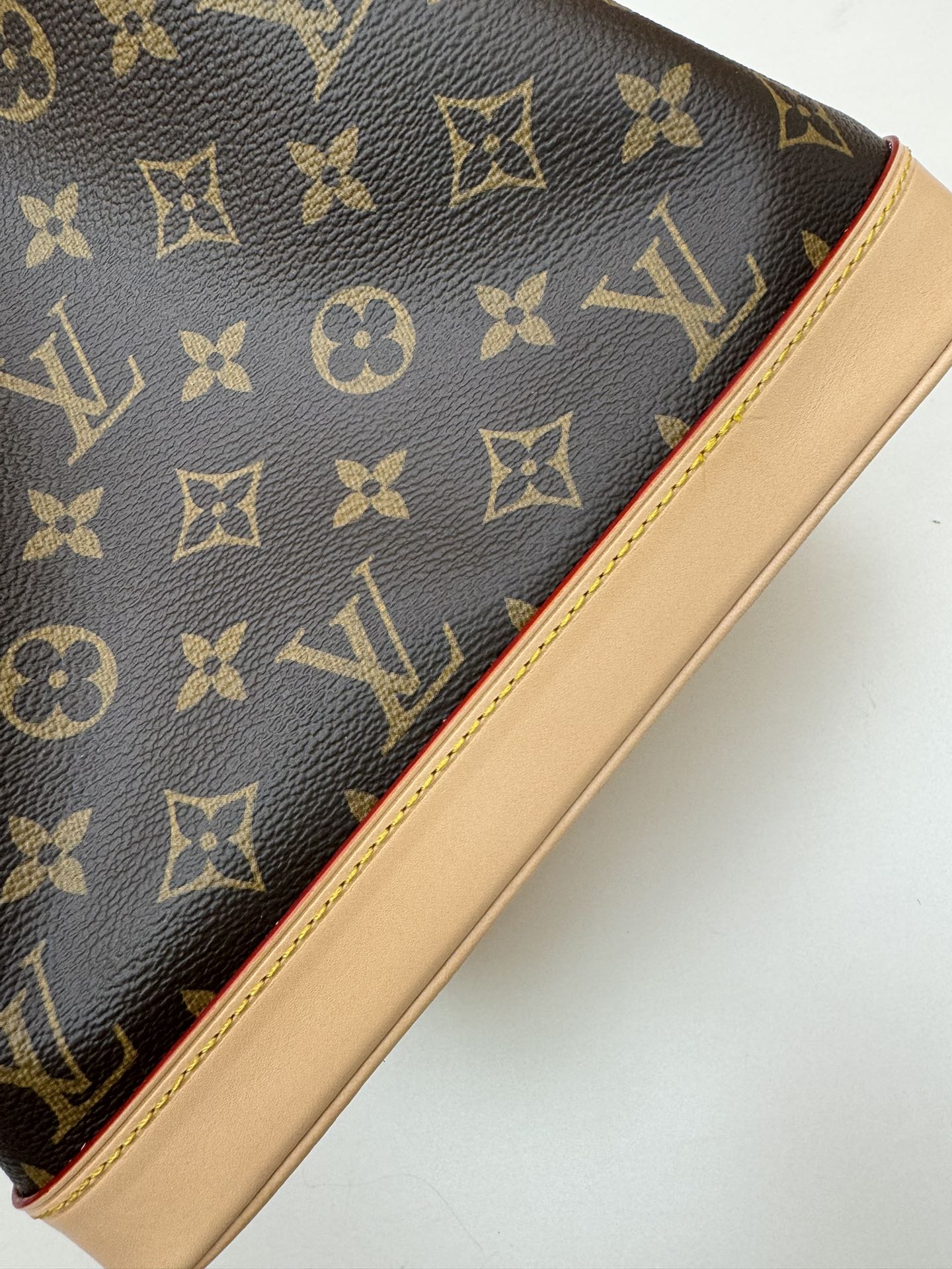 Louis Vuitton Noe BB Bucket Bag N40818 - Image 6