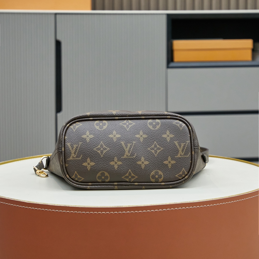 Louis Vuitton Neverfull Bandoulière Inside Out BB Handbag - Image 6