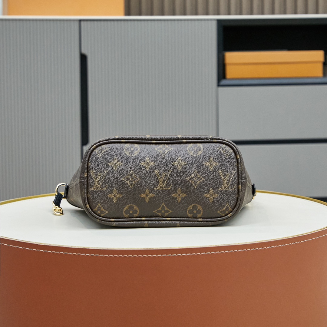 Louis Vuitton Neverfull Bandoulière Inside Out BB Handbag - Image 6