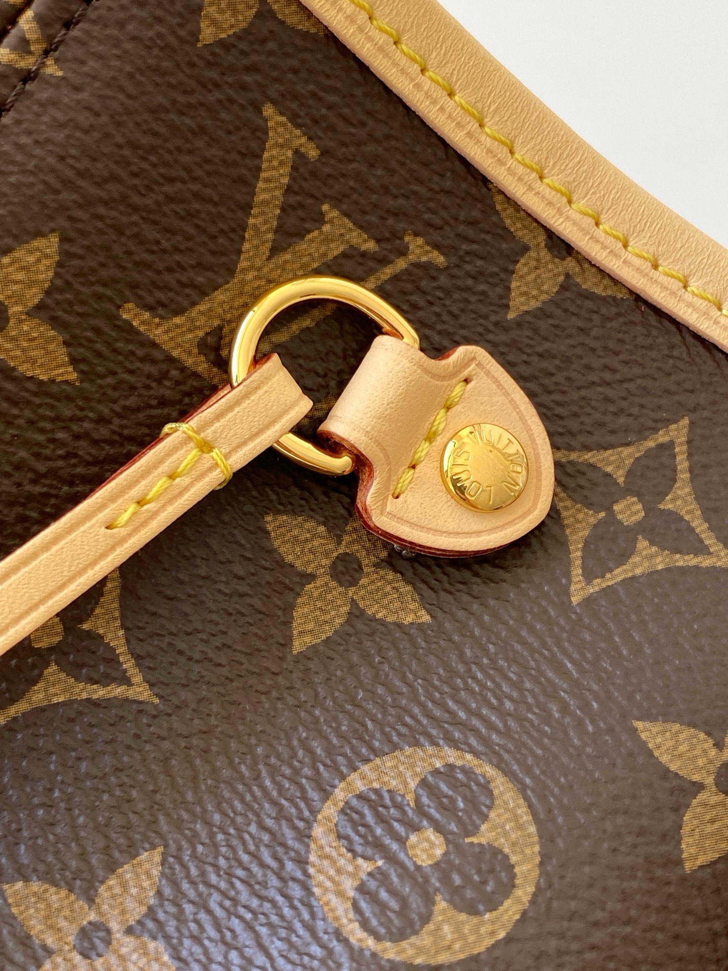 Louis Vuitton Neverfull Small Tote Bag in Damier Ebene Canvas - Image 6