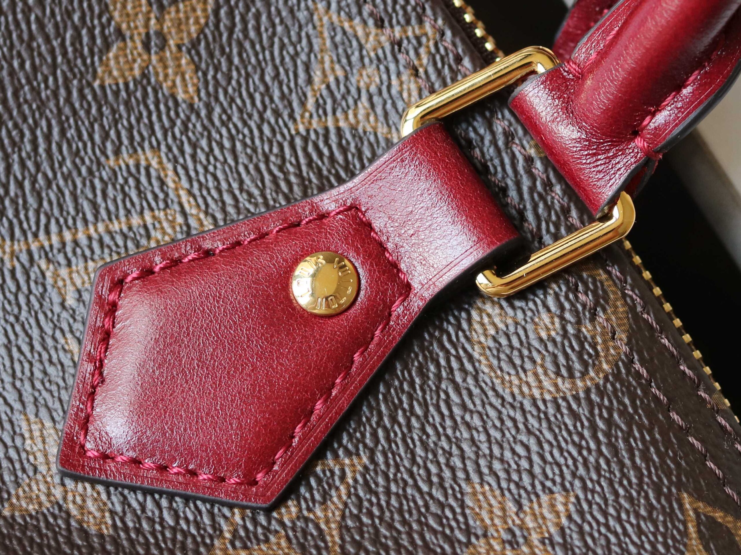 Louis Vuitton Speedy Soft 30 Handbag - Image 6