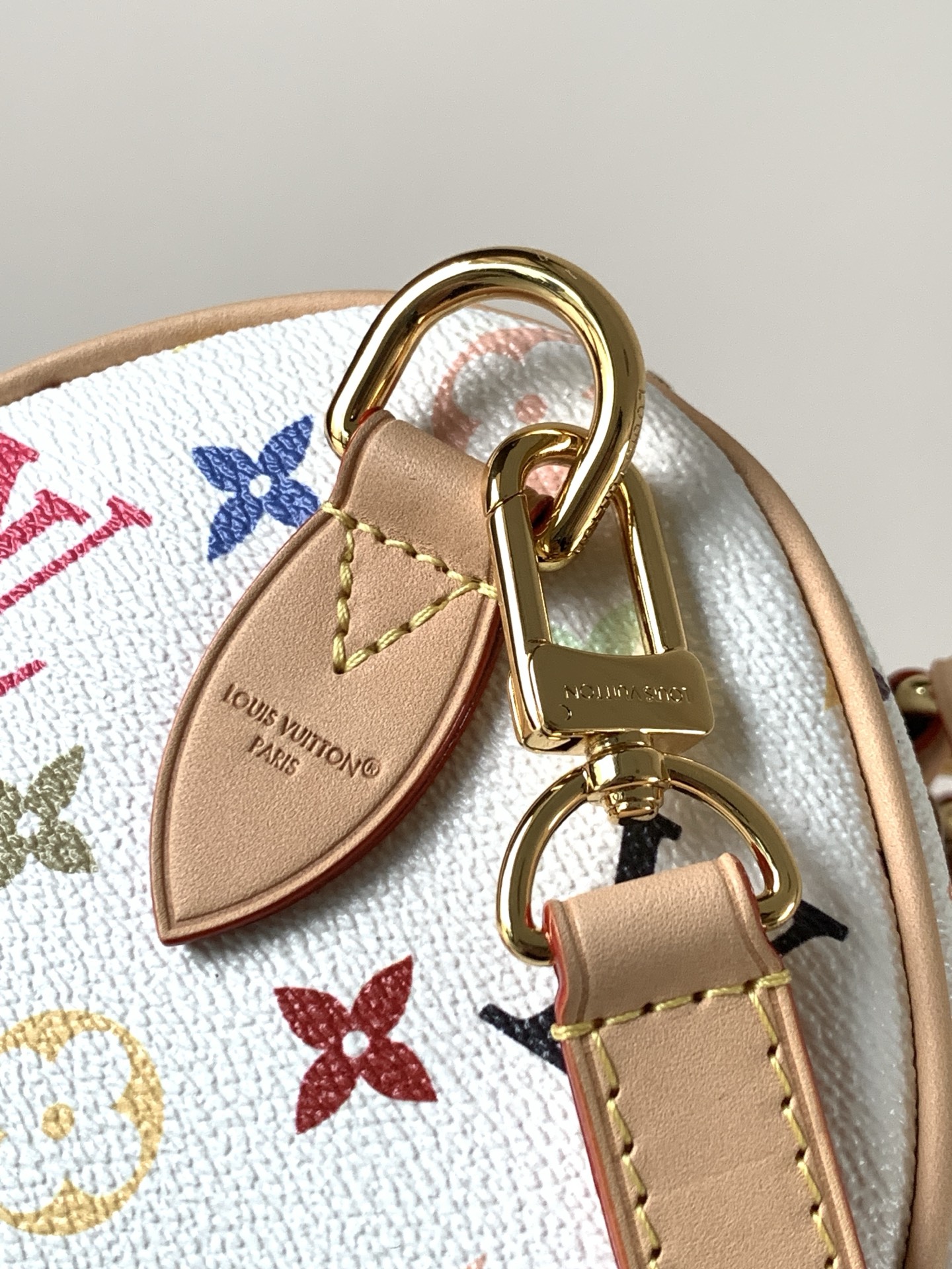 Louis Vuitton Speedy Bandoulière 25 Handbag, White Monogram Canvas - Image 6