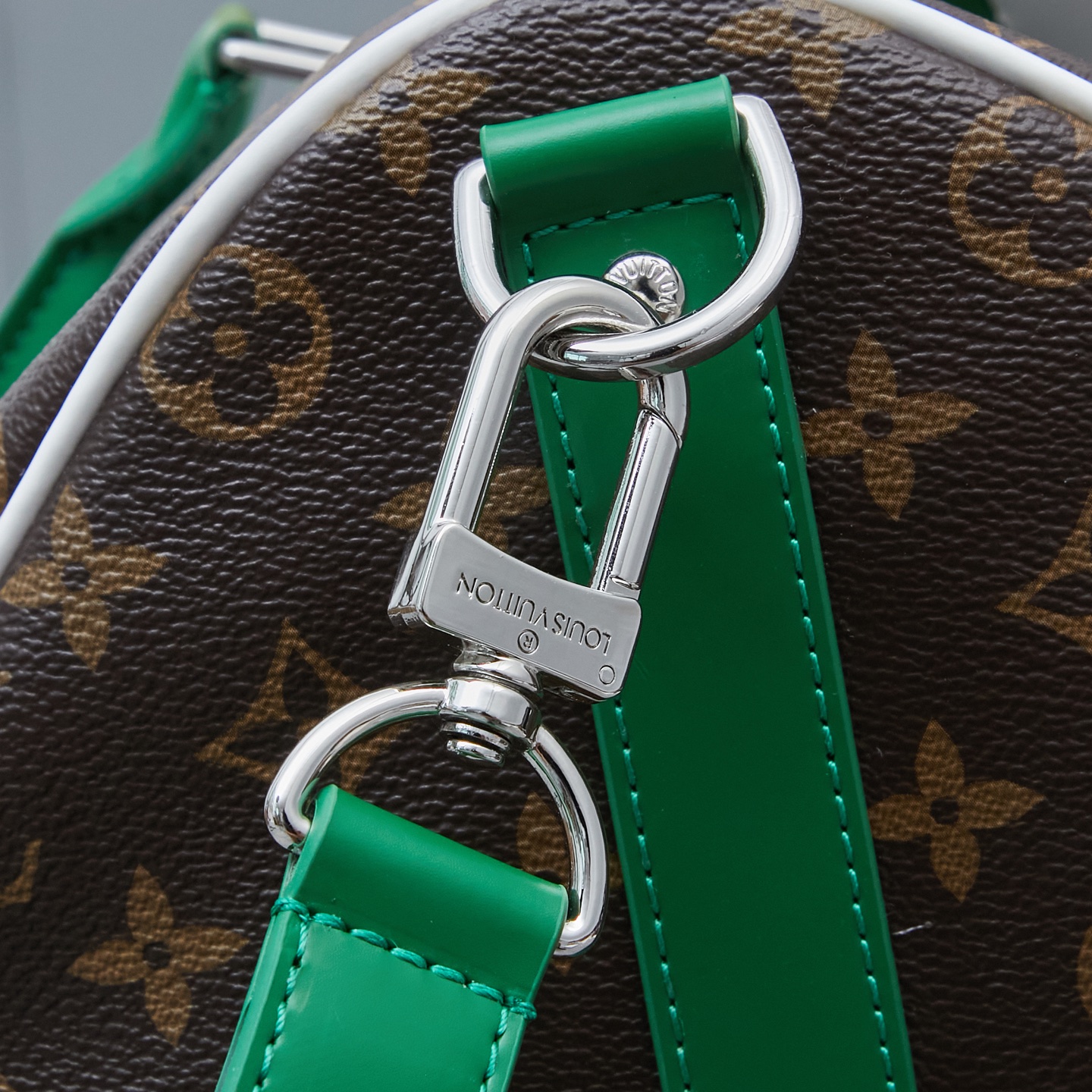 Louis Vuitton Keepall Bandoulière 50 Travel Bag - Image 6