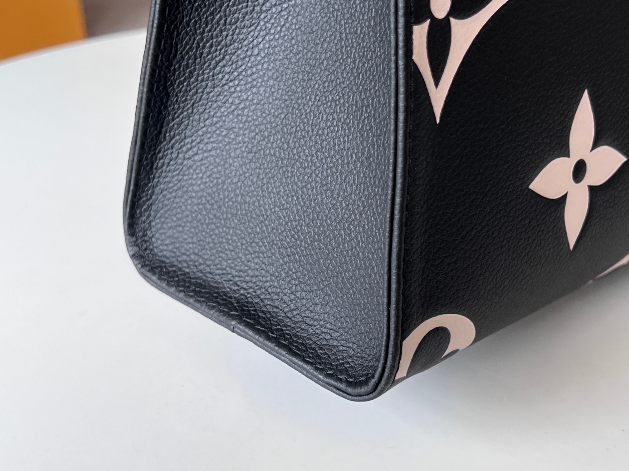 Louis Vuitton Onthego Small Tote Bag M45654 M45659 M45779 - Image 6