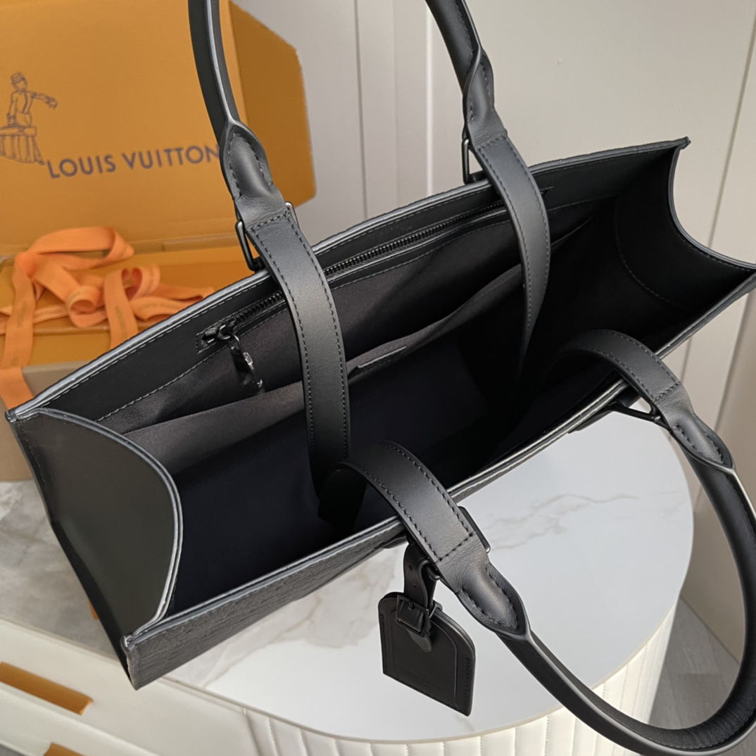 Louis Vuitton Sac Plat 24H Monogram Eclipse Tote Bag - Image 6
