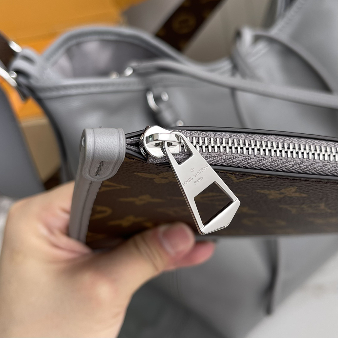 CarryAll Dark Medium Shoulder Bag - Image 6