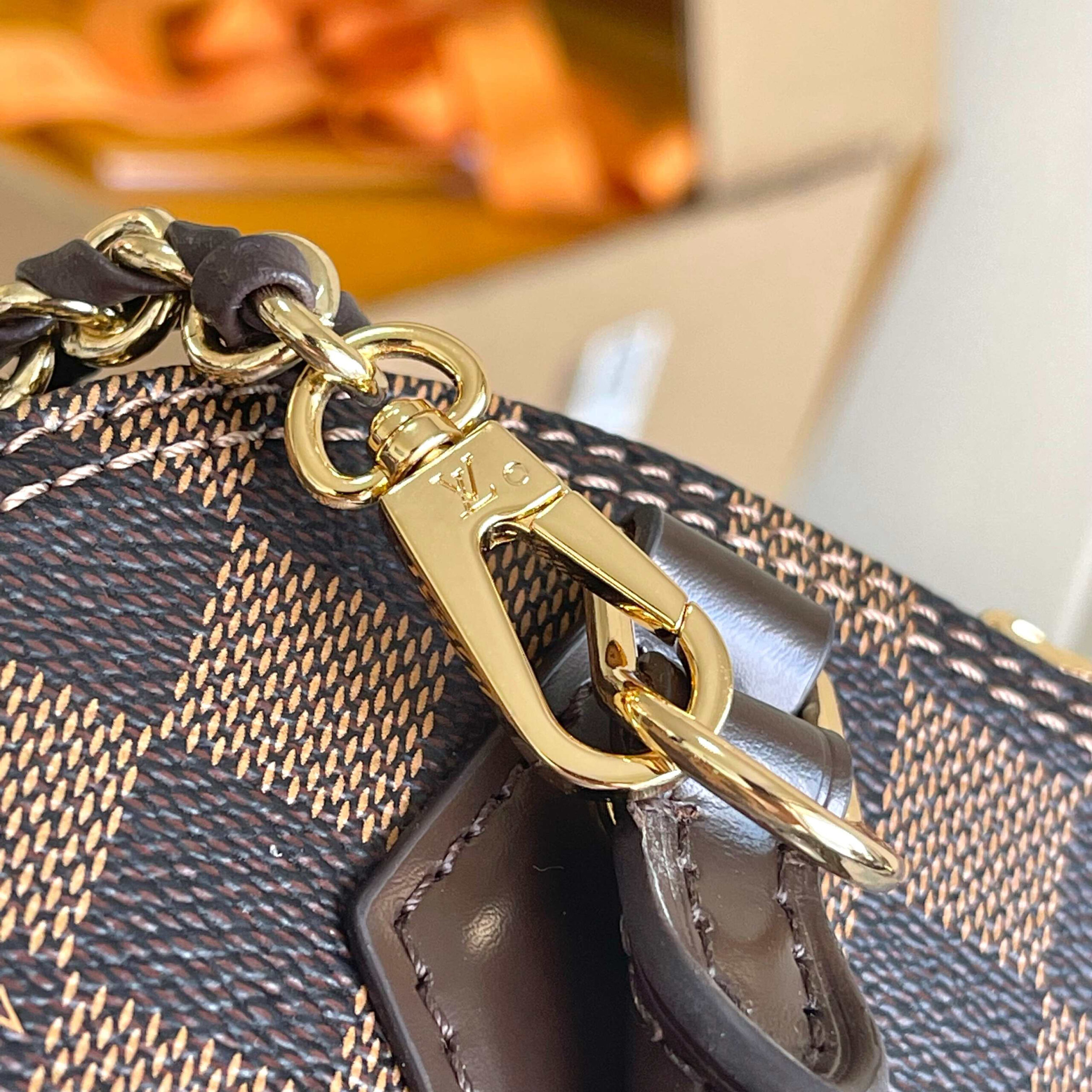 Alma Mini Customizable Handbag Set – M14339 Coffee Check - Image 6