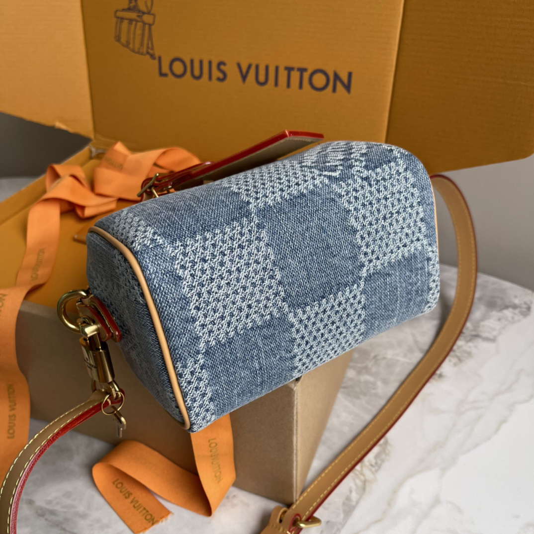 Louis Vuitton Speedy 18 Bandoulière Handbag in Damier Denim 3D Canvas - Image 6