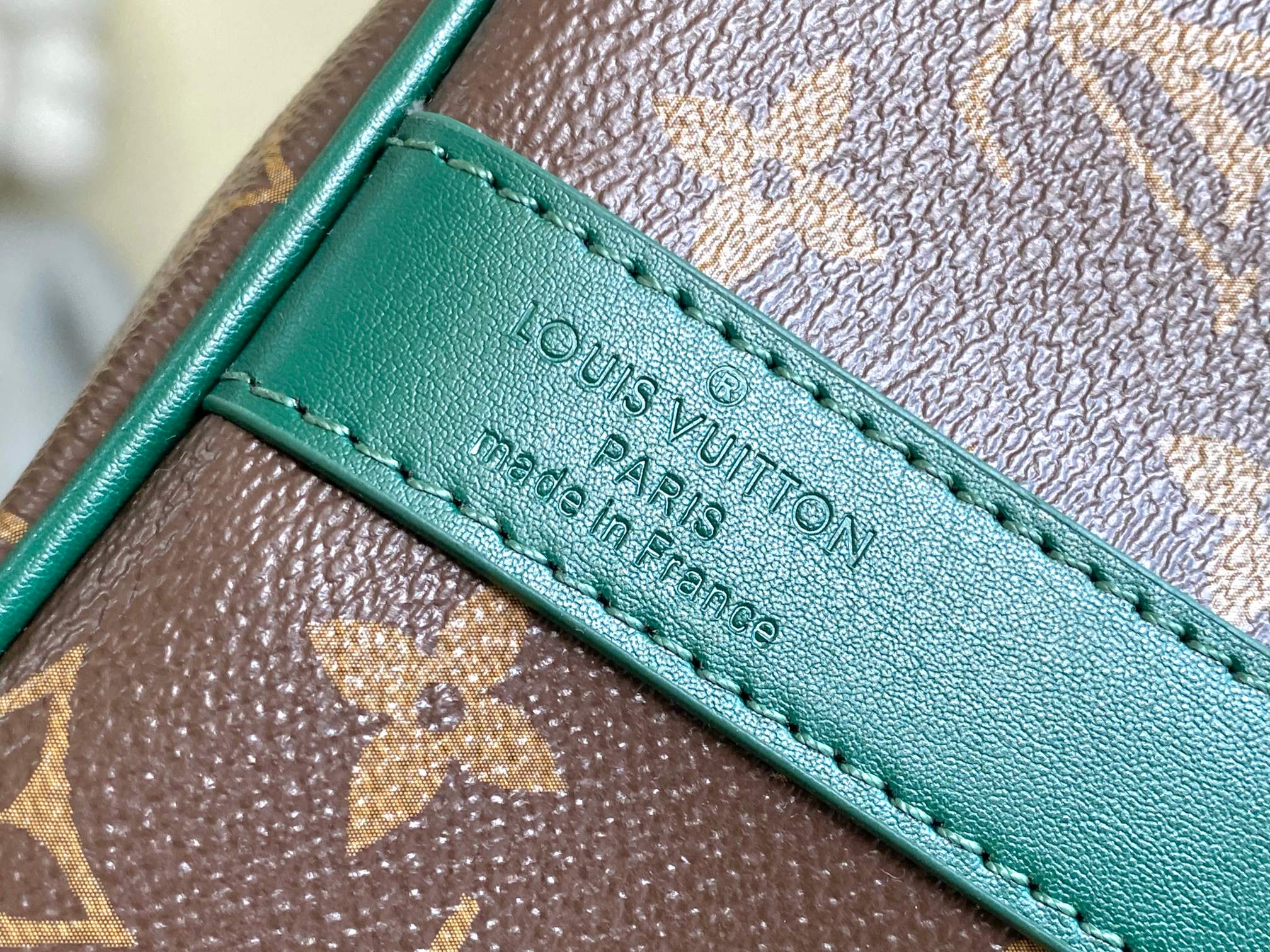 Louis Vuitton Keepall Bandouliere 35 Travel Bag in Monogram Eclipse Canvas - Image 6