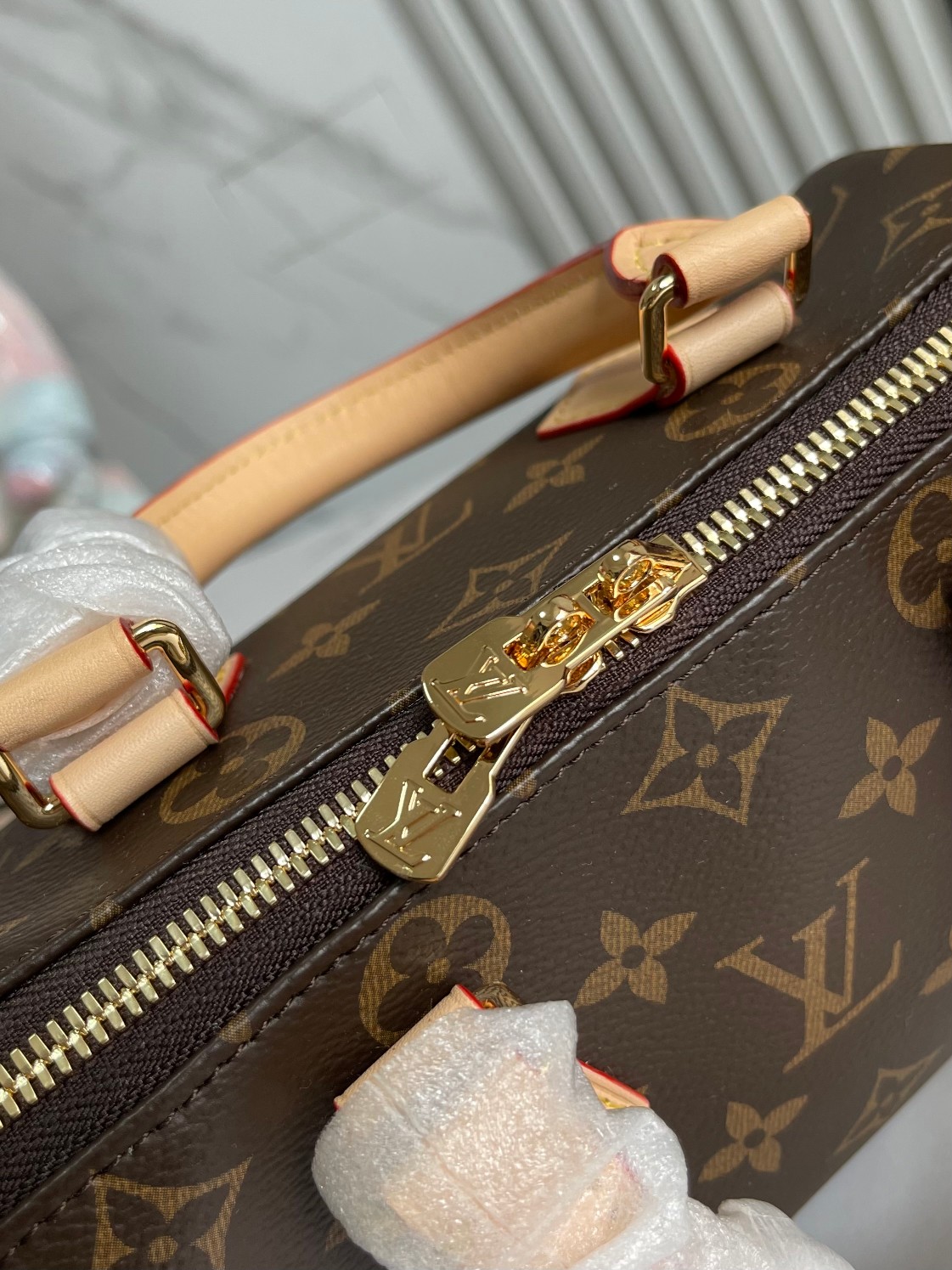Louis Vuitton Speedy Bandoulière 20 Handbag - Image 6