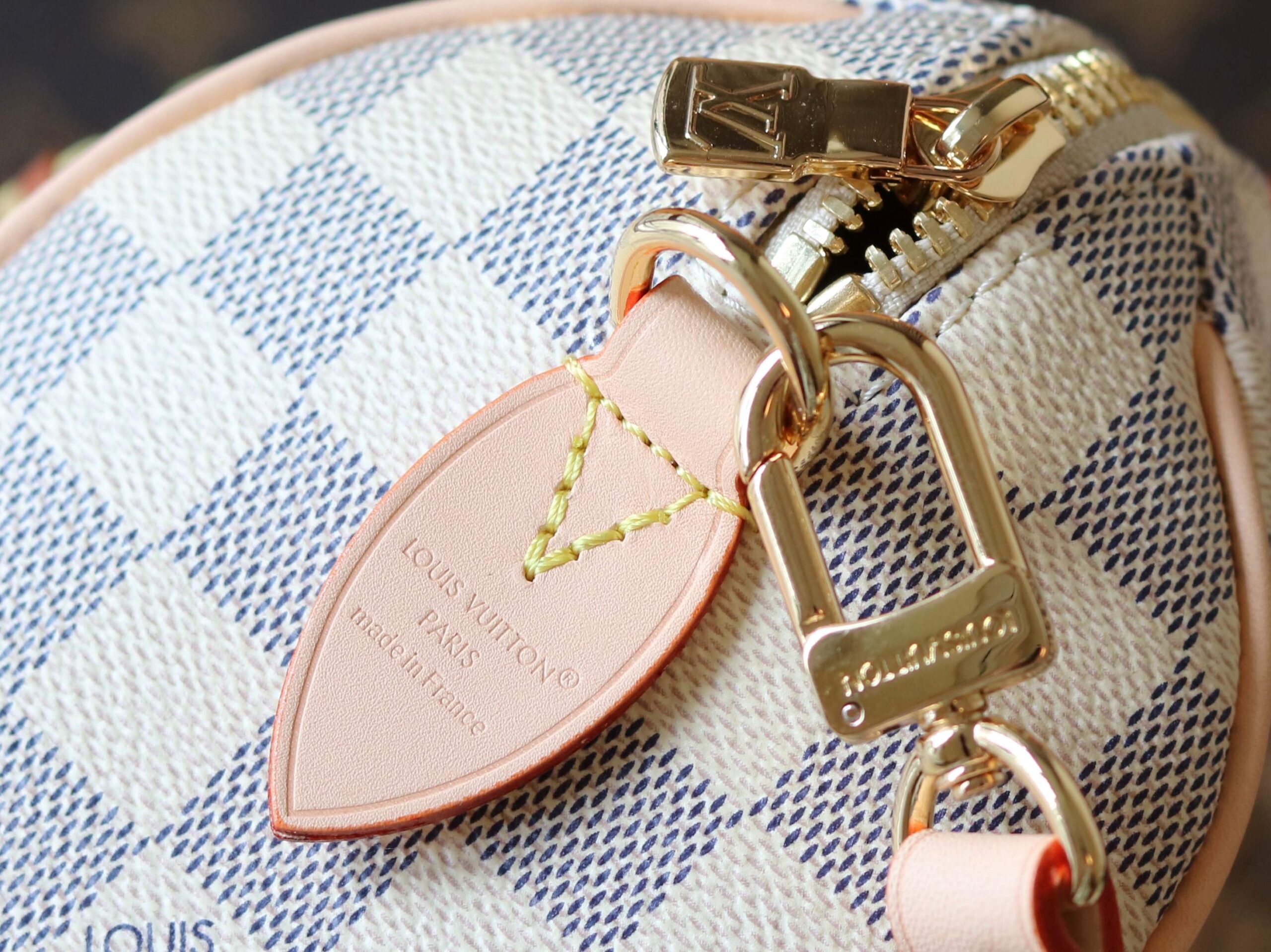 Louis Vuitton Speedy Bandoulière 20 Crossbody Bag - Image 6