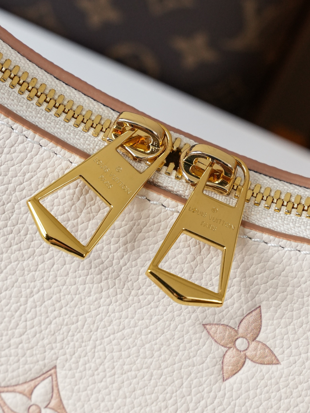 Louis Vuitton Boulogne M14634 Monogram Empreinte Leather Shoulder Bag - Cream - Image 6