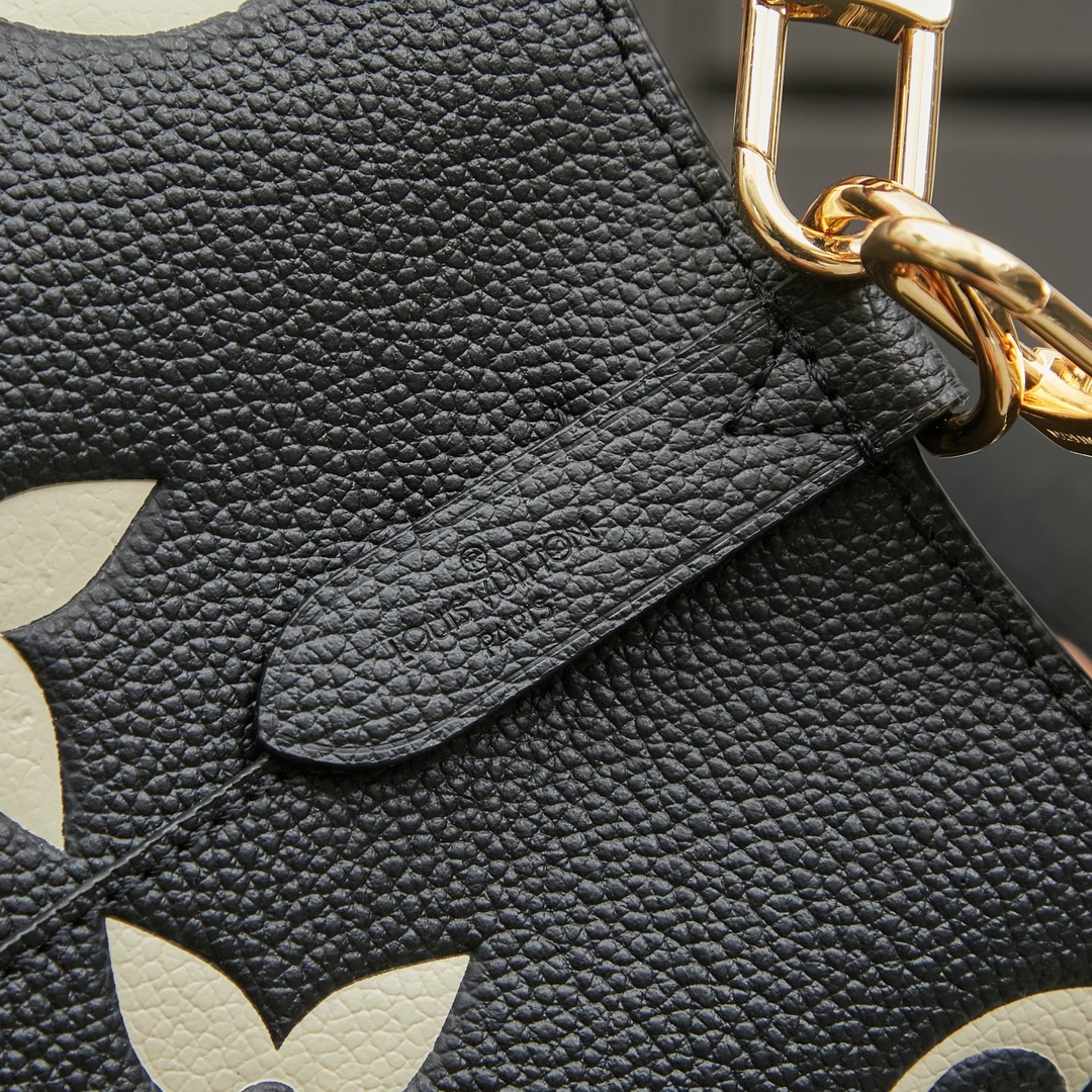 Louis Vuitton NéoNoé Medium Bucket Bag in Black and Apricot - Image 6