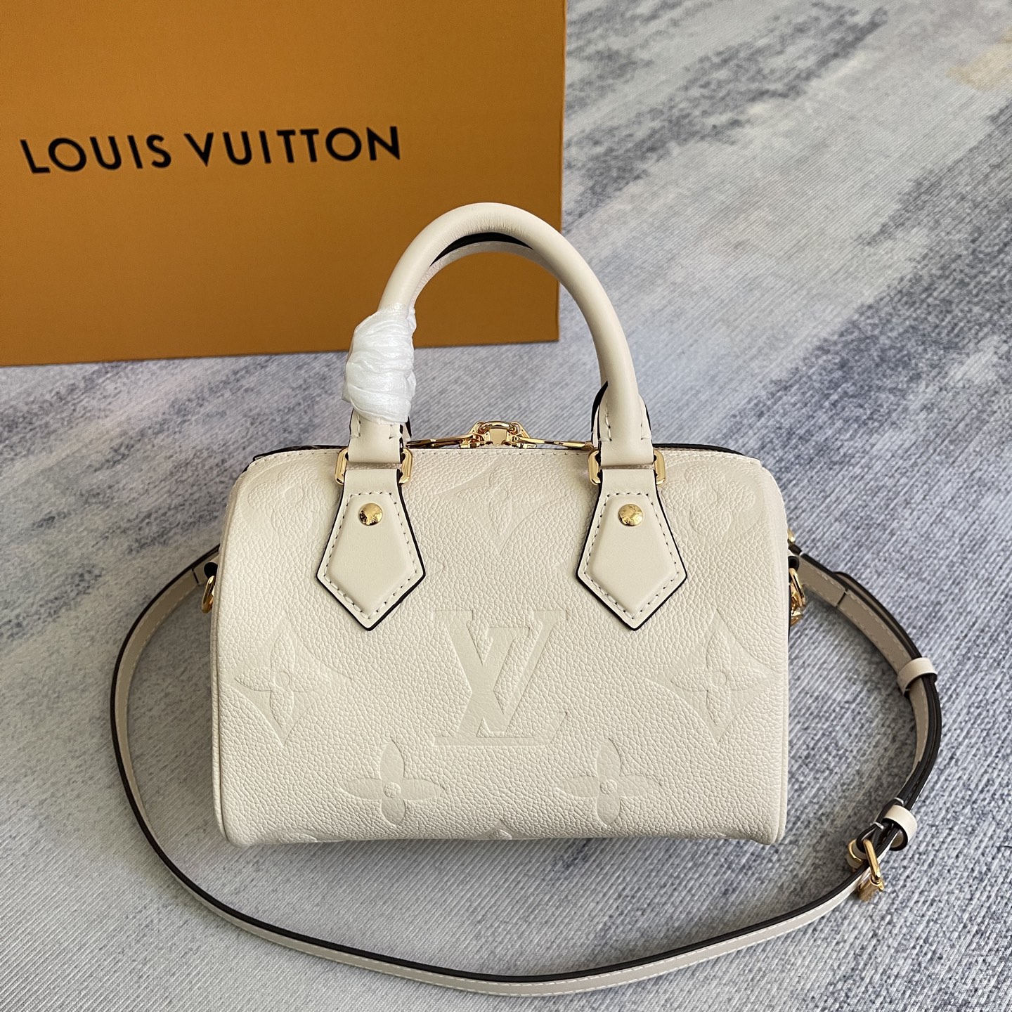 Louis Vuitton Speedy Bandoulière 20 Handbag in Monogram Empreinte Leather - Image 6