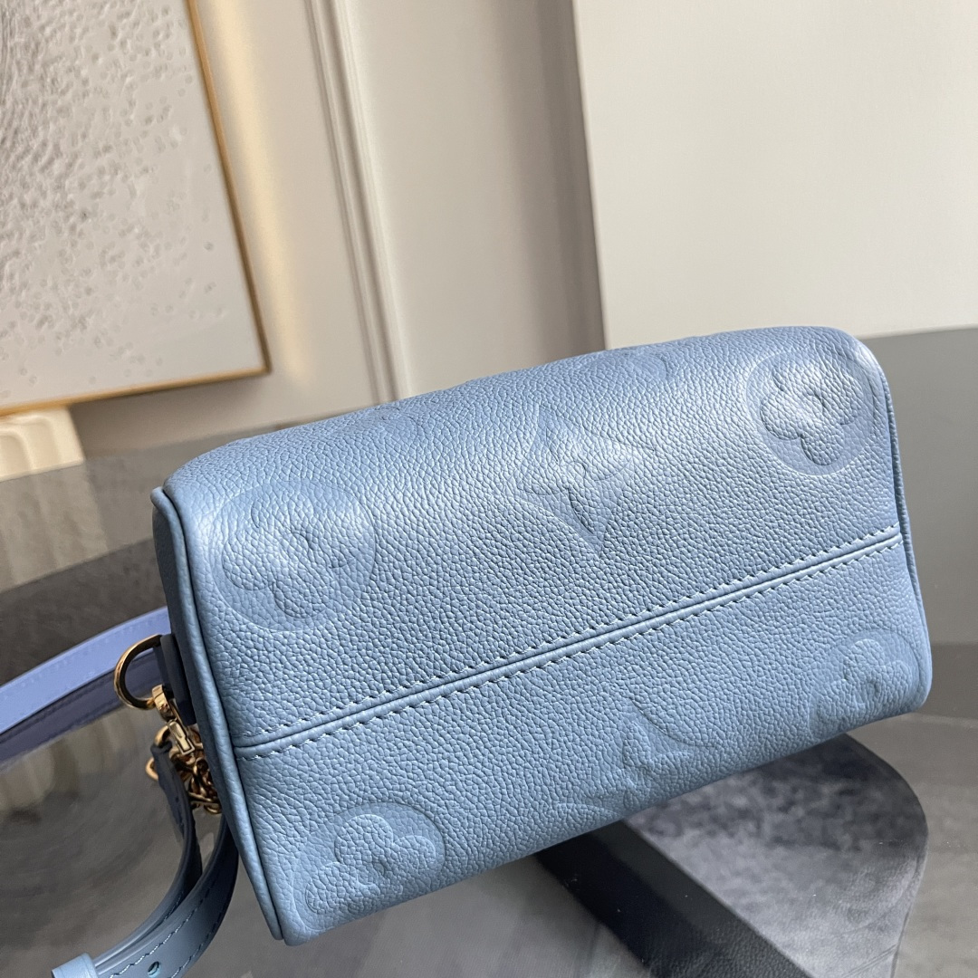 Louis Vuitton Speedy Bandoulière 20 Handbag in Blue Monogram Empreinte Leather - Image 6