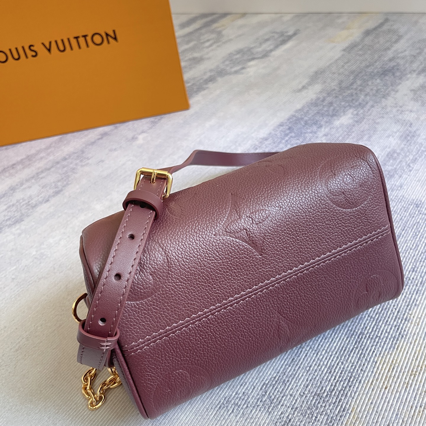 Louis Vuitton Speedy Bandoulière 20 Monogram Empreinte Leather Crossbody Bag - Image 6